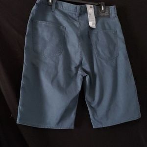 Levi's 569 men's denim shorts. NWT.